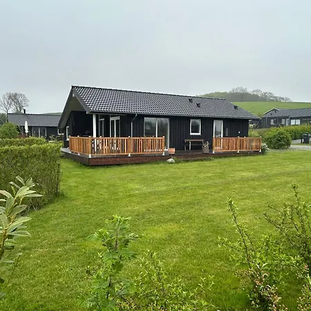 Semesterbostad Modernt Hus Nära Och På Helnaes Hårby